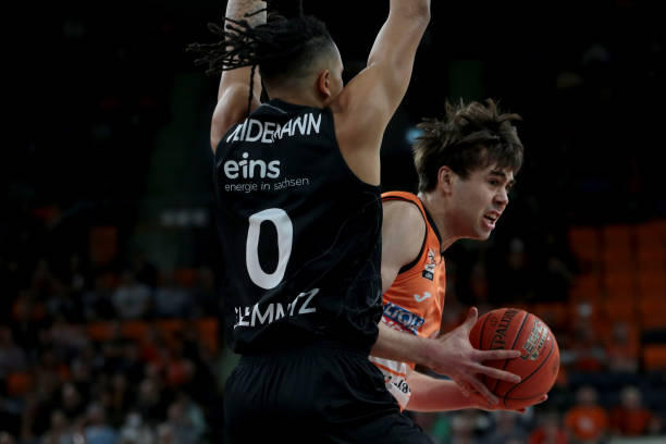 球员与俱乐 球员与俱乐