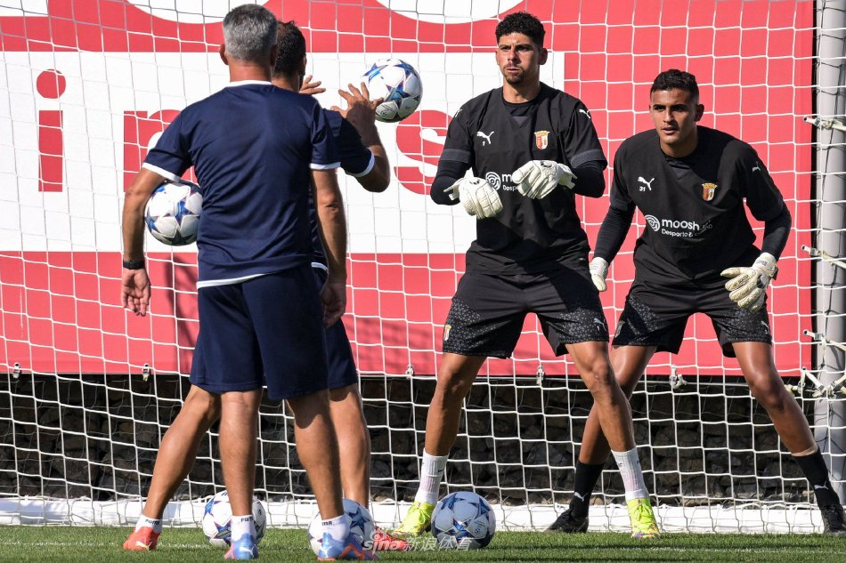 保-维克托：弗里克认为我有进球能力；奥尔莫最让我惊讶