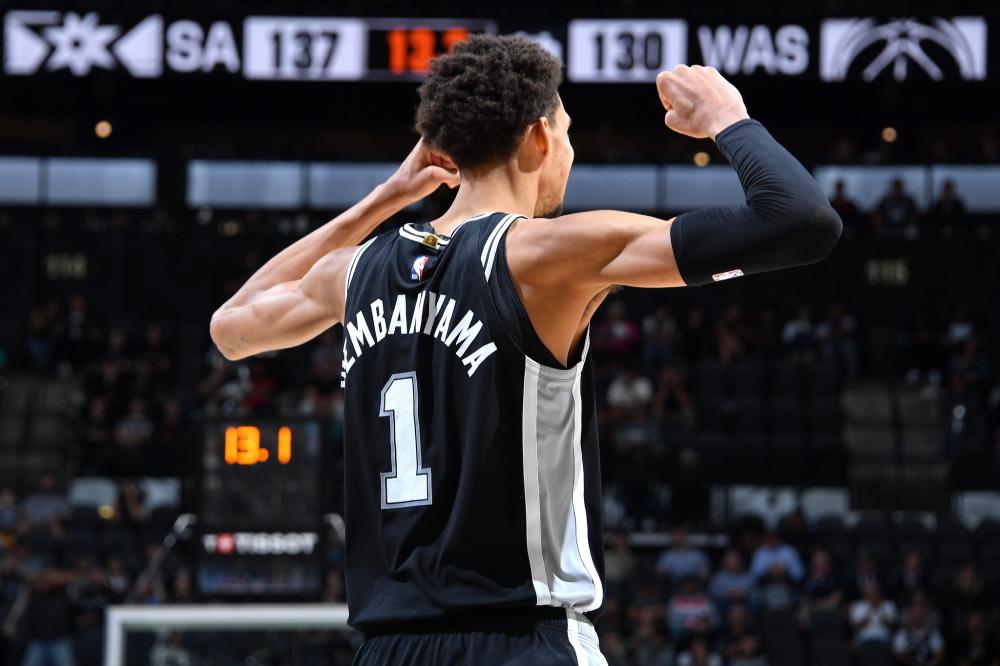 将为球队带 将为球队带